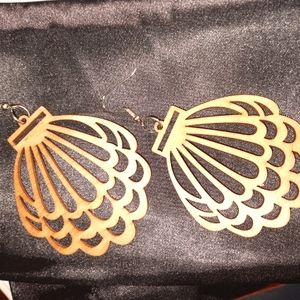 Wooden earrings